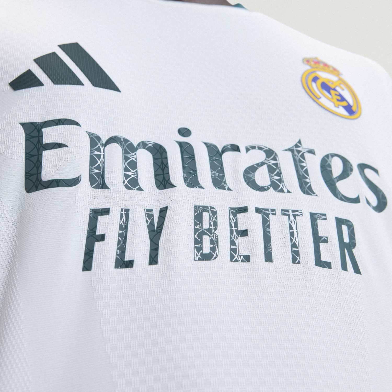 Real Madrid Home - 26/27 | Player Version (Long Sleeve)