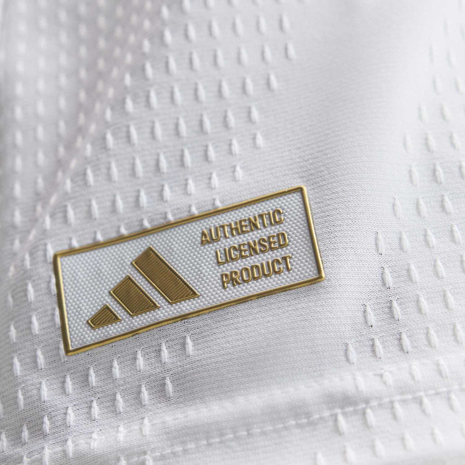 Real Madrid Home - 26/27 | Player Version (Long Sleeve)