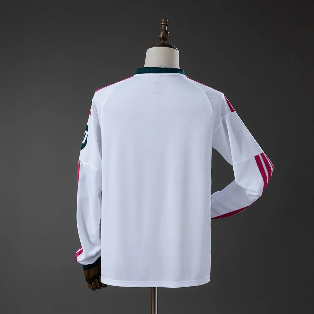 Real Madrid Home - 26/27 | Player Version (Long Sleeve)